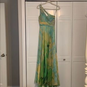 Morrell Maxie prom dress